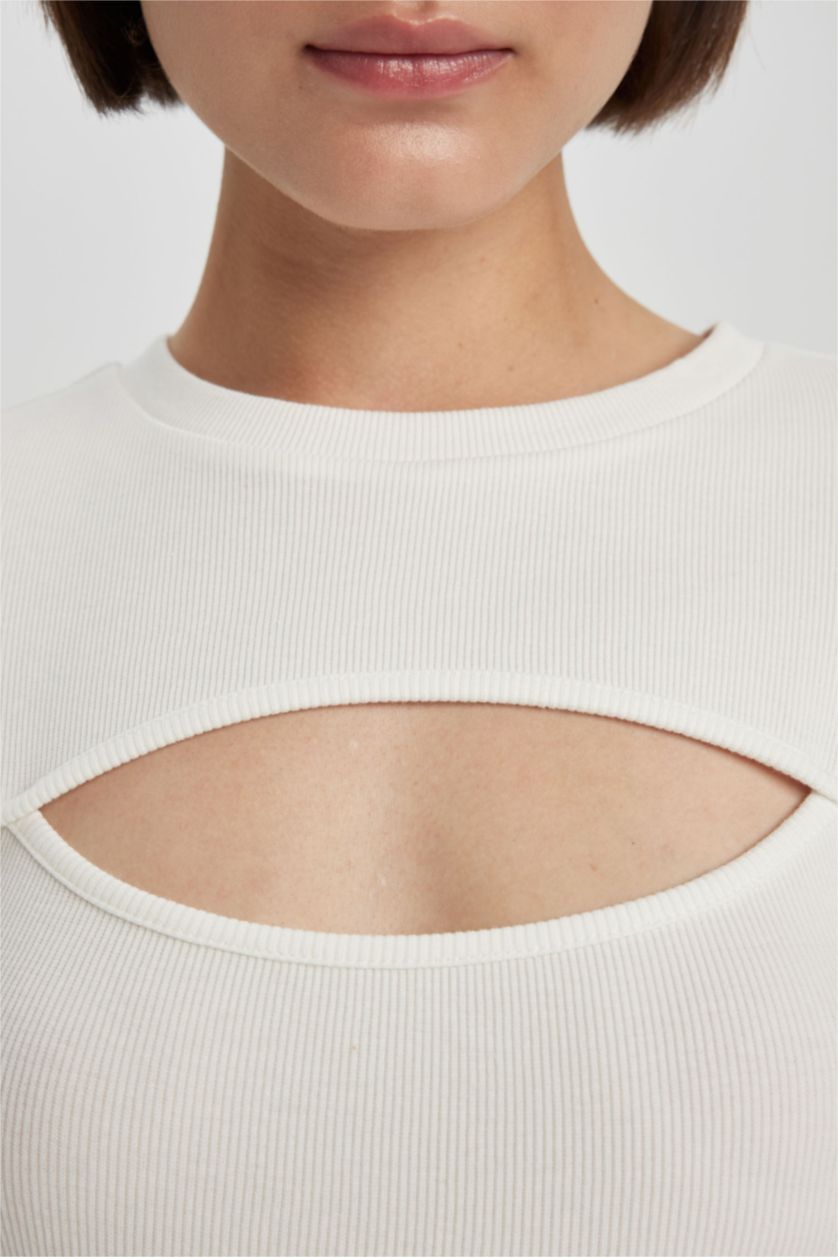 WOMAN White Slim Fit Camisole Short Sleeve T-Shirt