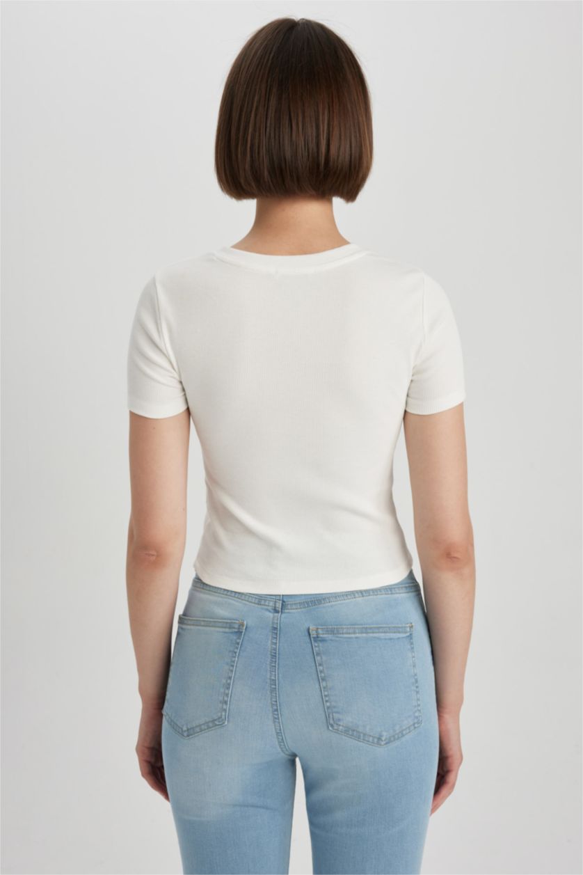WOMAN White Slim Fit Camisole Short Sleeve T-Shirt
