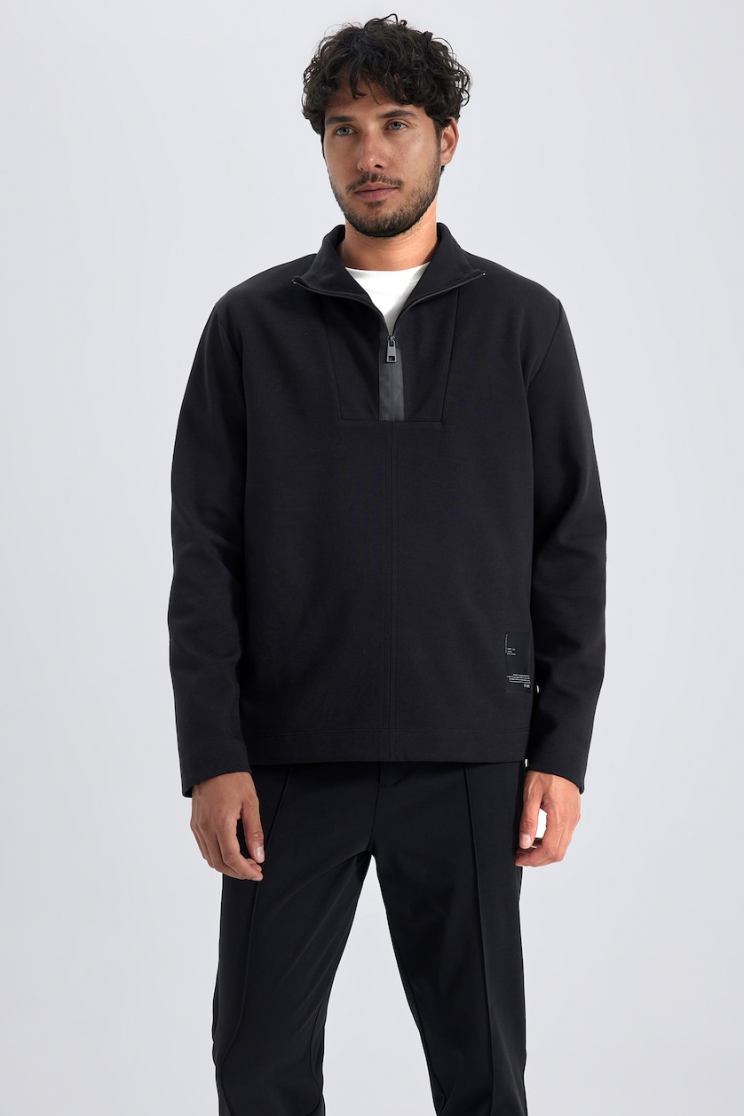 Man Black Modern Fit Sweatshirt