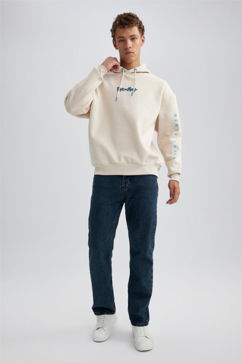 MAN Sand Oversize Fit Rick and Morty Licensed Printed Long Sleeve Sweatshirt