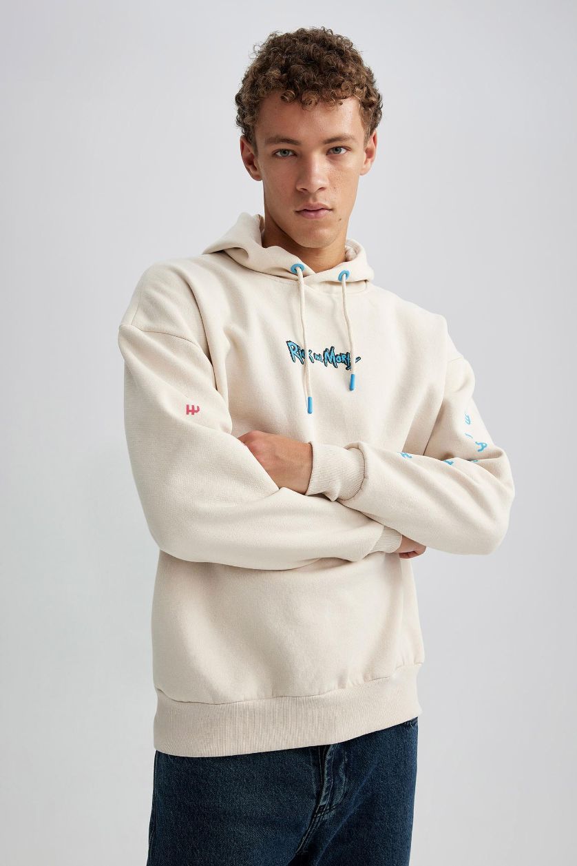 MAN Sand Oversize Fit Rick and Morty Licensed Printed Long Sleeve Sweatshirt