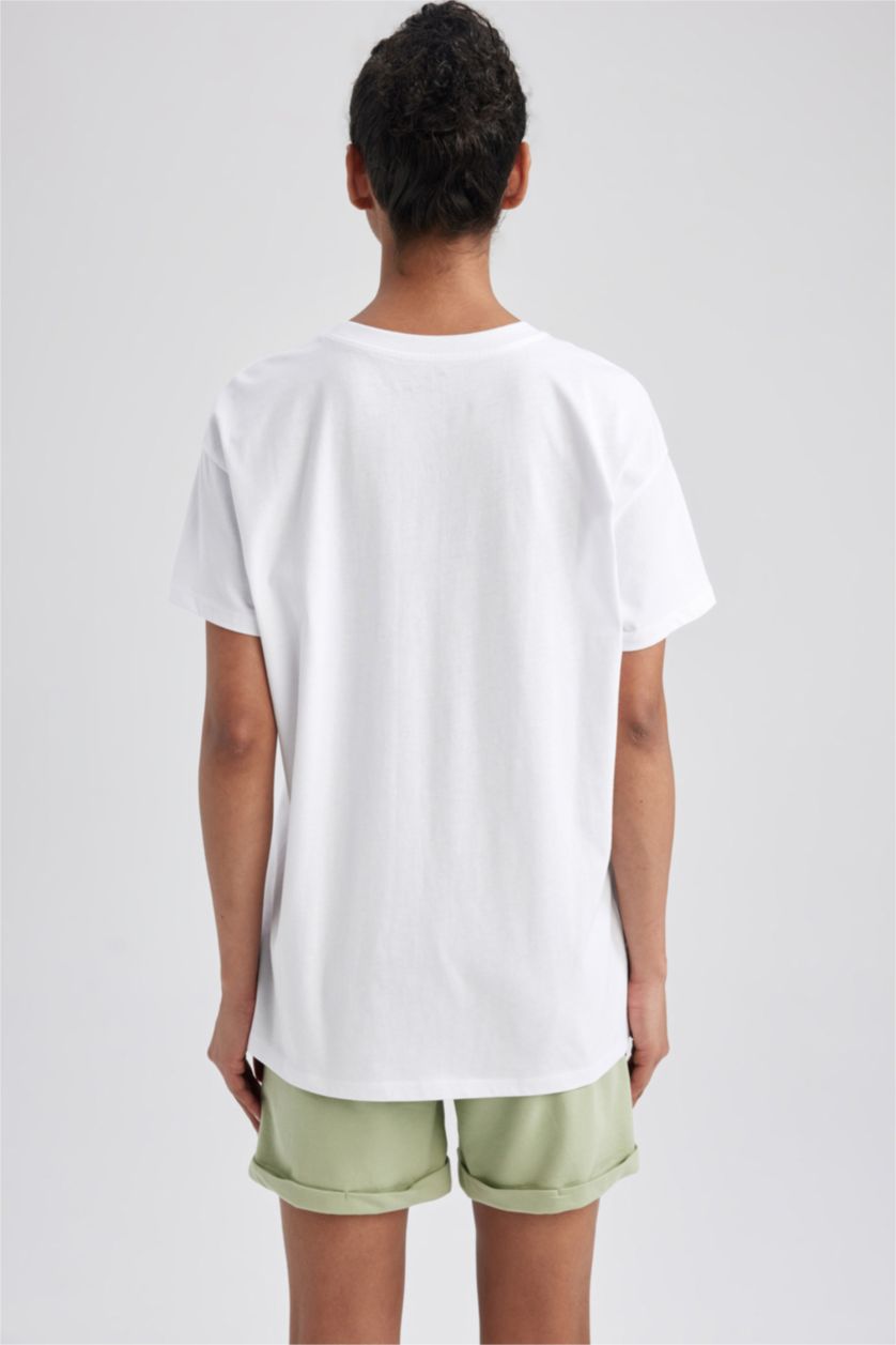 WOMAN White Oversize Fit Short Sleeve T-Shirt