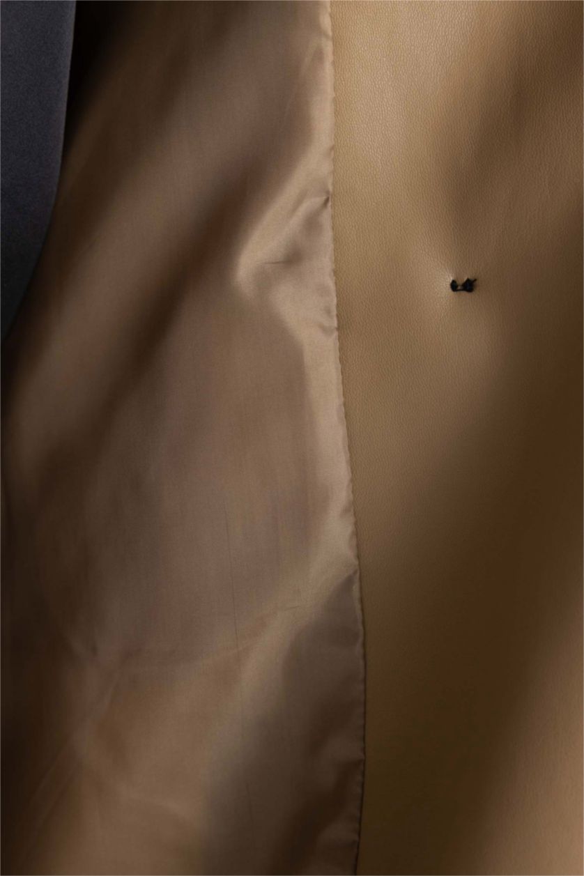 Kadın Camel Su İtici Suni Deri Trençkot Kruvaze Yaka Düğmeli Kemerli Cepli