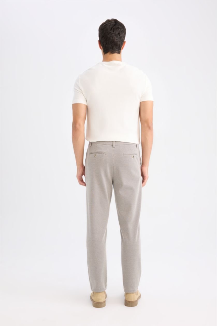 Мужчины Слоновая кость Брюки стандартного кроя с карманами из габардина