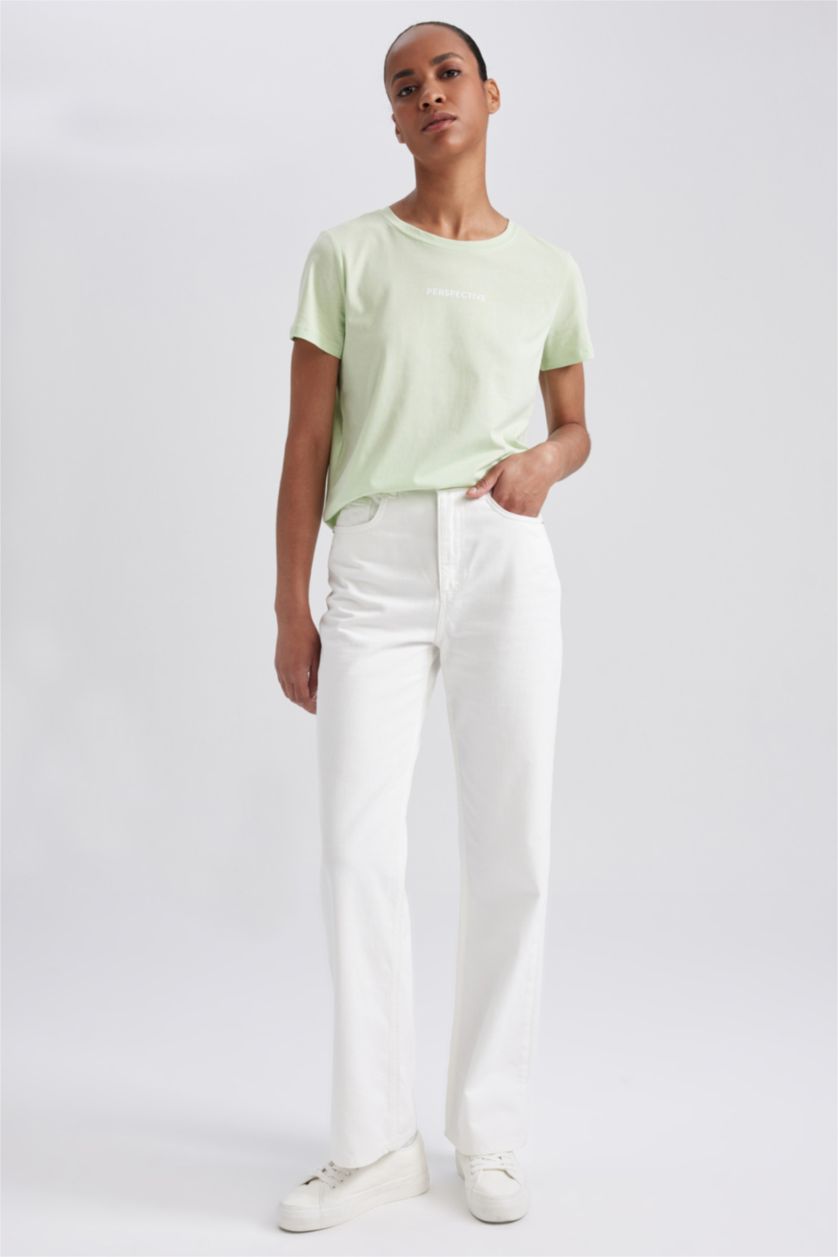 Kadın Açık Yeşil Regular Fit Bisiklet Yaka Kısa Kollu %100 Pamuk Tişört