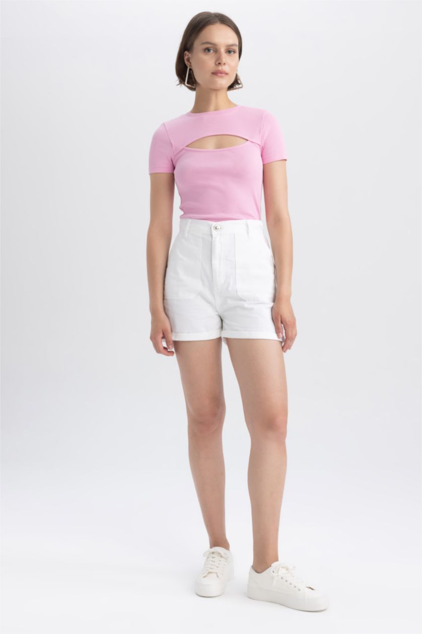 Woman White Gabardine High Waist Double Hem Shorts