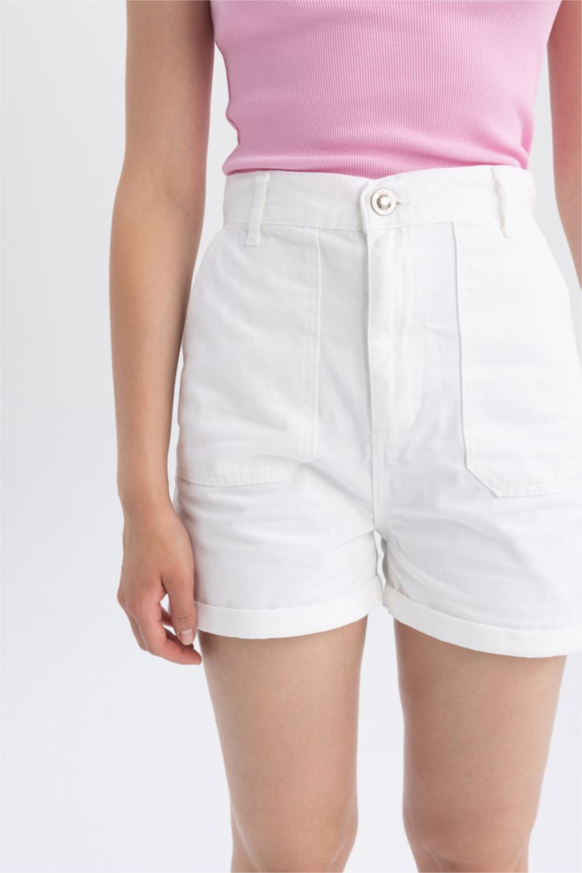 Woman White Gabardine High Waist Double Hem Shorts