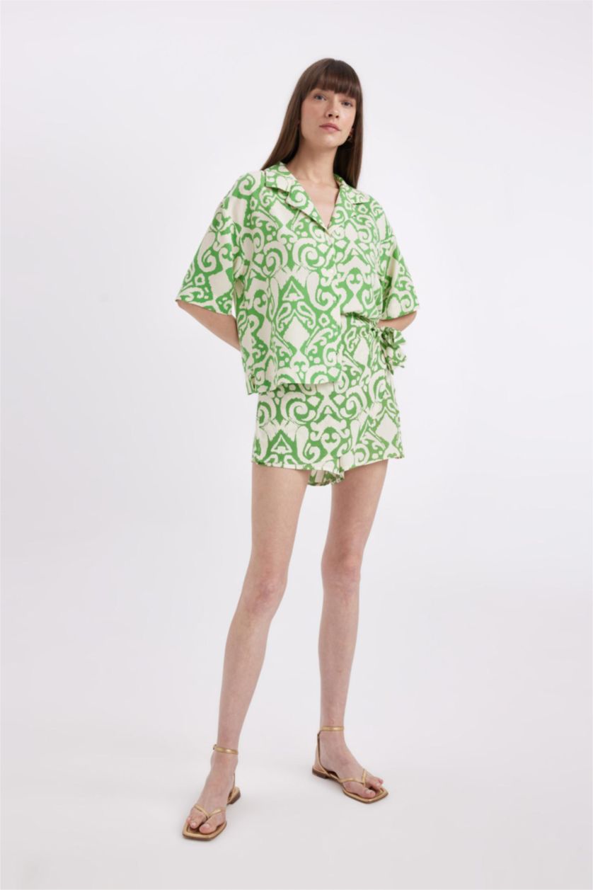 FEMME Vert Short taille haute à jambes larges en viscose