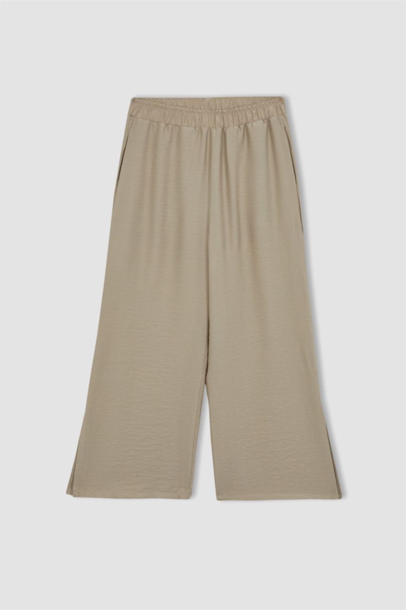 نساء اللون الرملي كابري بخصر عالي برجل واسع