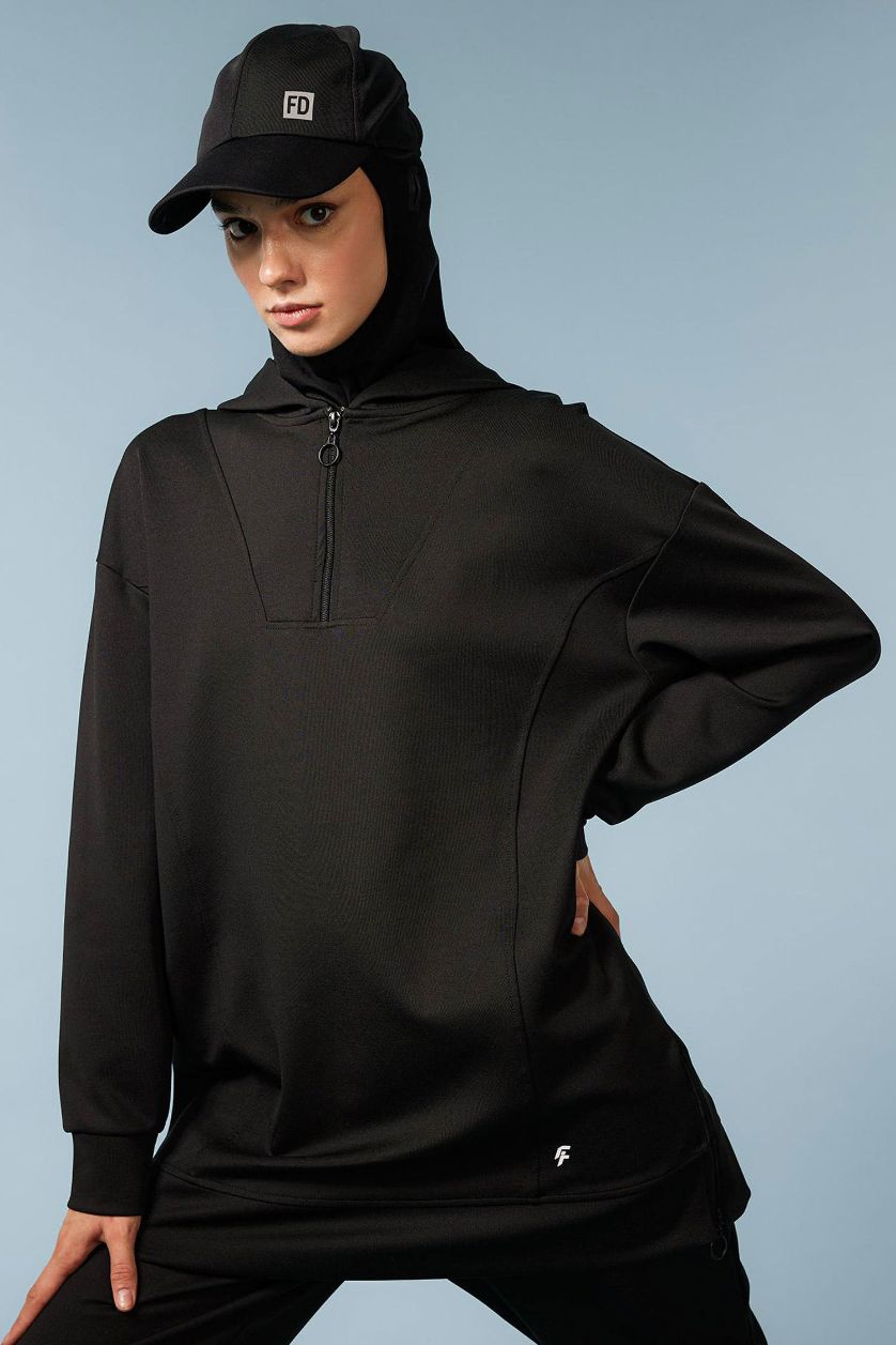 حريمي أسود سويت شيرت رياضي بطبعة شعار قصة طويلة