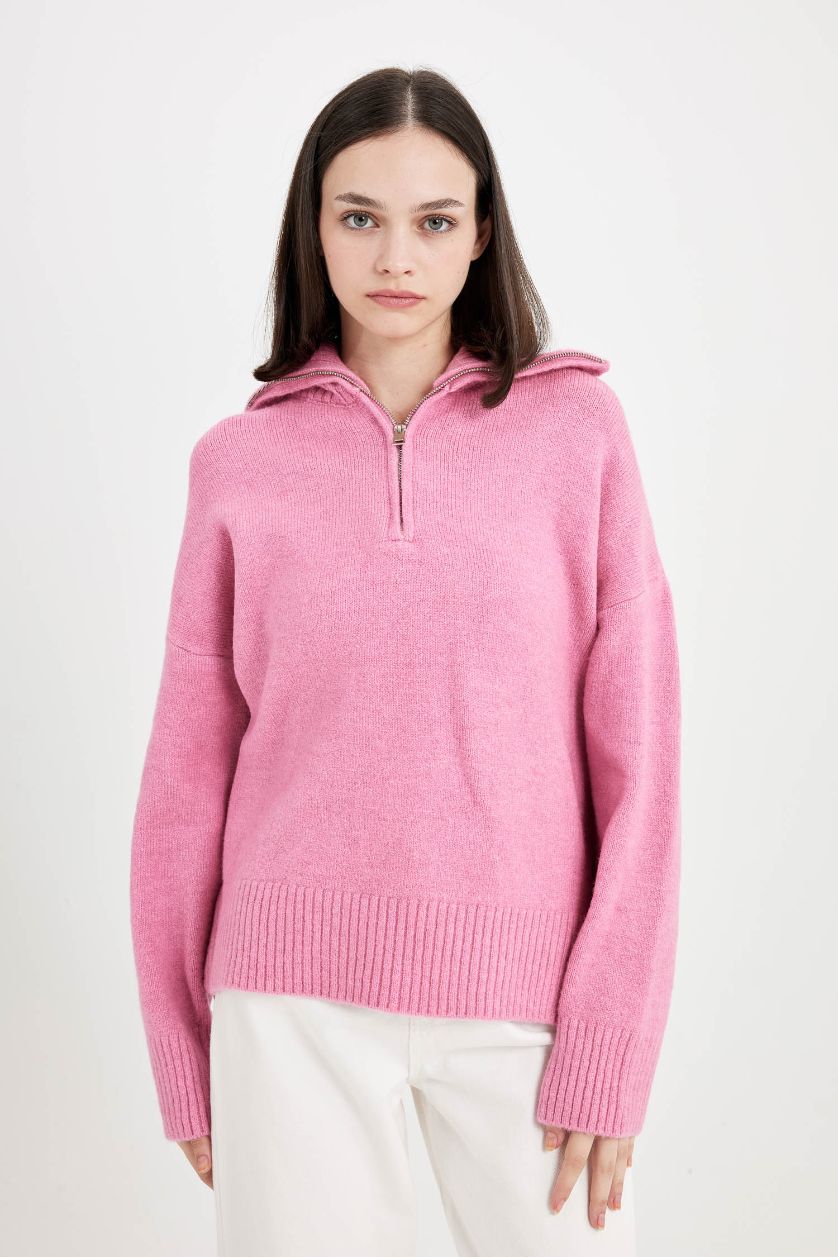 Kadın Pembe Oversize Geniş Kalıp Yarım Fermuarlı Dik Yaka Triko Kazak