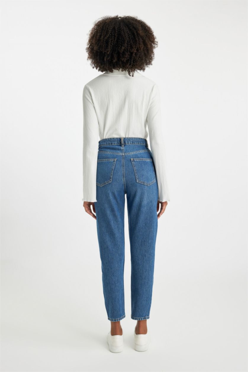 WOMAN Blue Lina Mom Fit High Waist Comfortable Fit Light Slim Leg Ankle Length Jeans