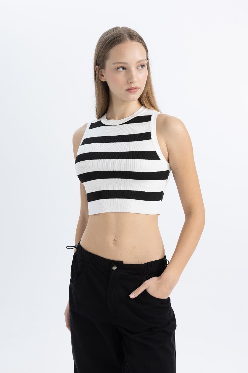 WOMAN Black Slim Fit Crew Neck Striped Crop Top