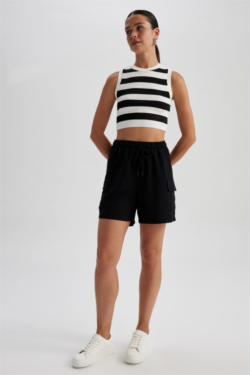 FEMME Noir Short en lin mélangé taille haute à jambes courtes en mélange de lin