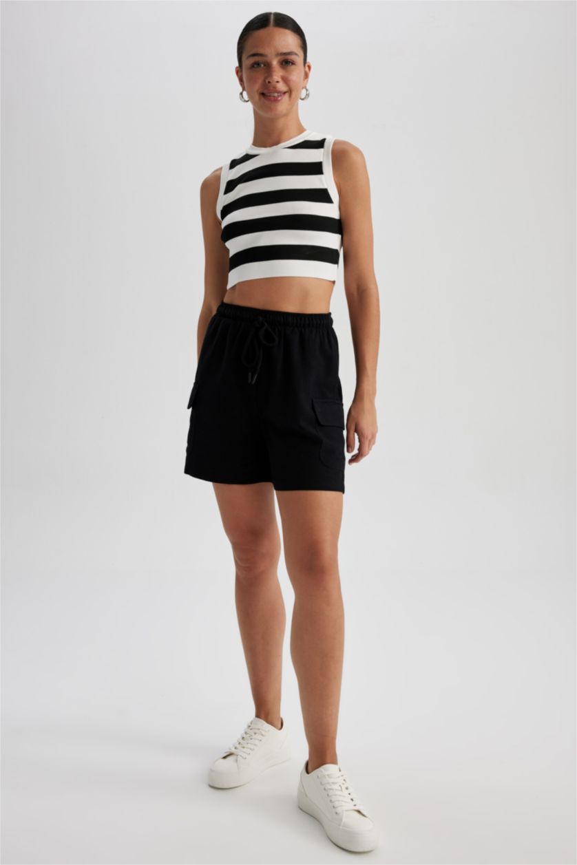 FEMME Noir Short en lin mélangé taille haute à jambes courtes en mélange de lin