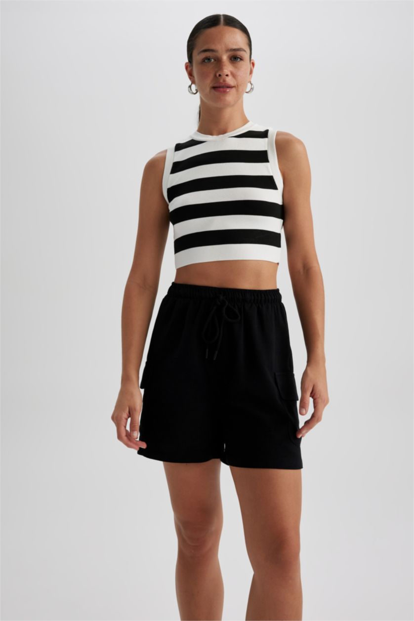 FEMME Noir Short en lin mélangé taille haute à jambes courtes en mélange de lin