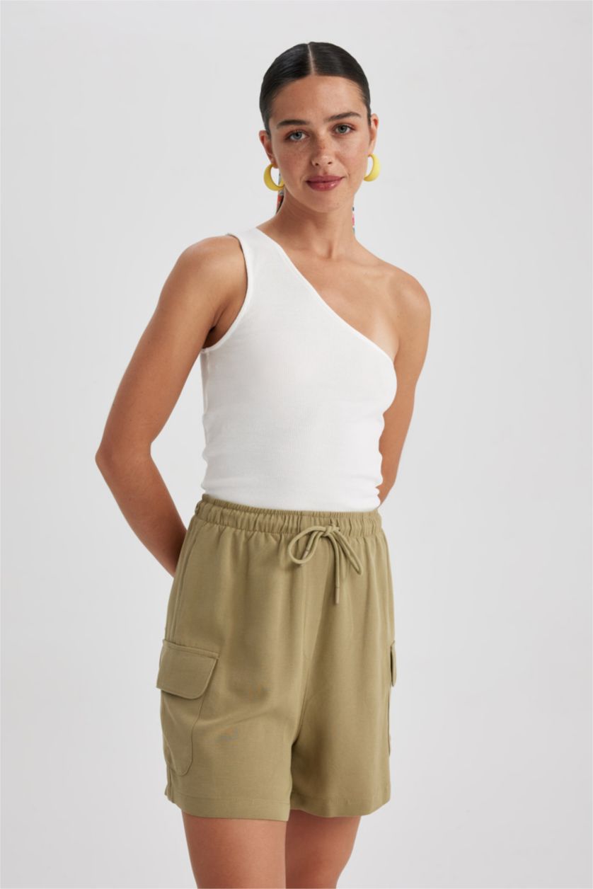 Woman Olive High Waist Linen Blend Shorts
