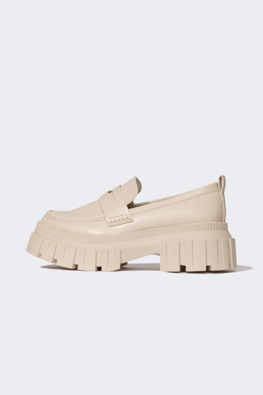 Әйелдерге ашық реңк Әйелдерге классикалық аяқ киім