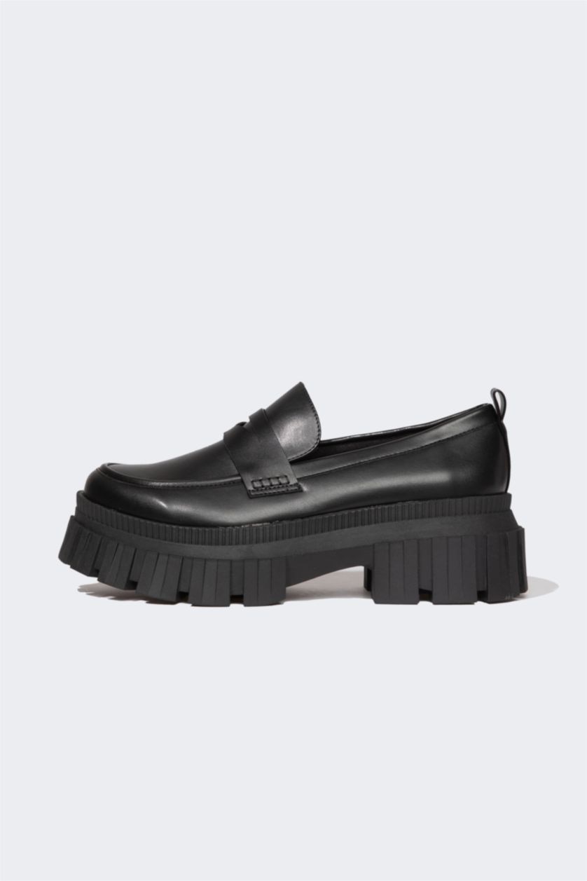 Women Black Woman Faux Leather Thick Sole Classic Shoes