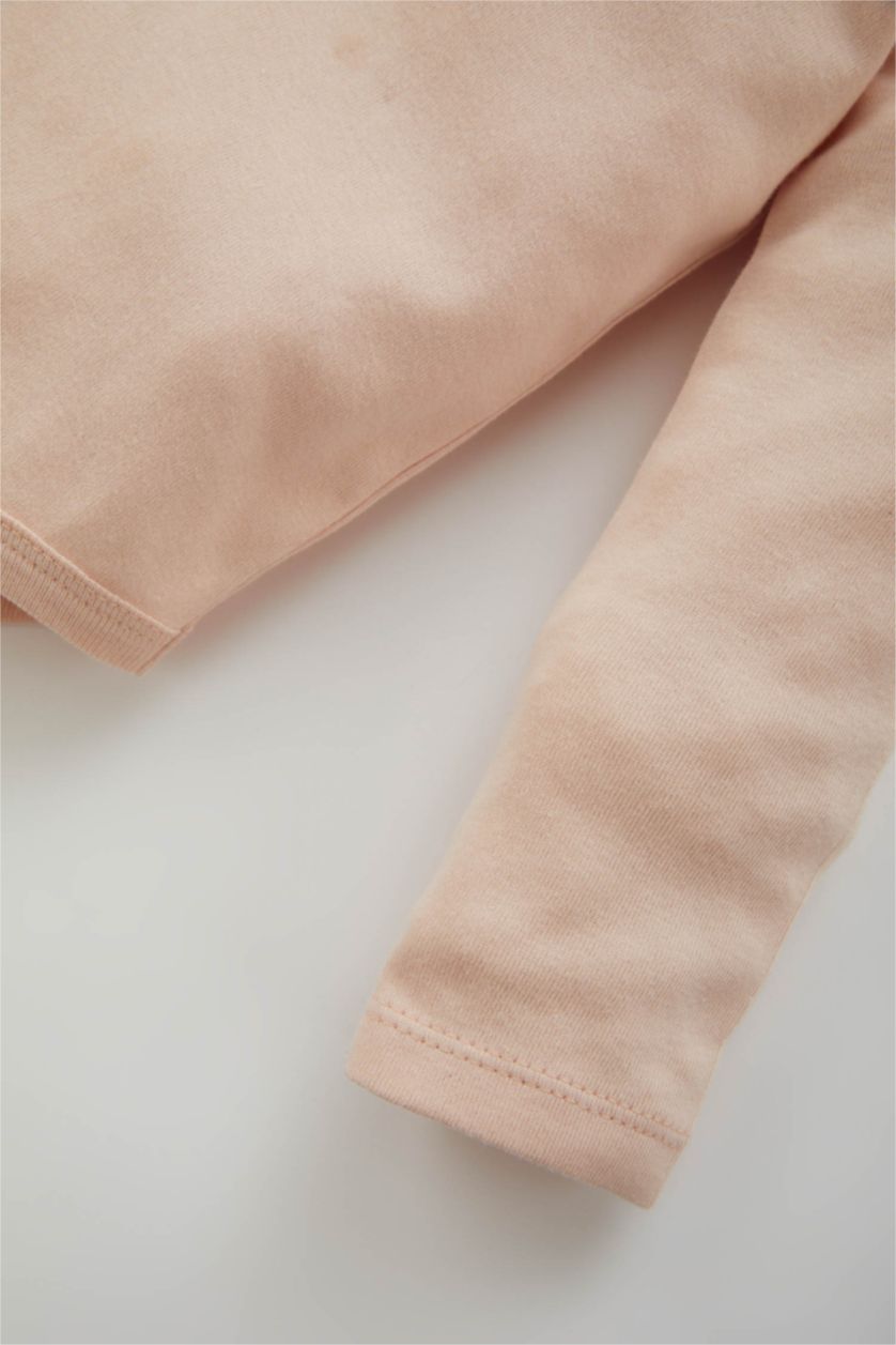 طفلة صغيرة بيج فاتح سالوبيت نص كم بيبي بناتي مضلع بياقة ظرف من قطعتين