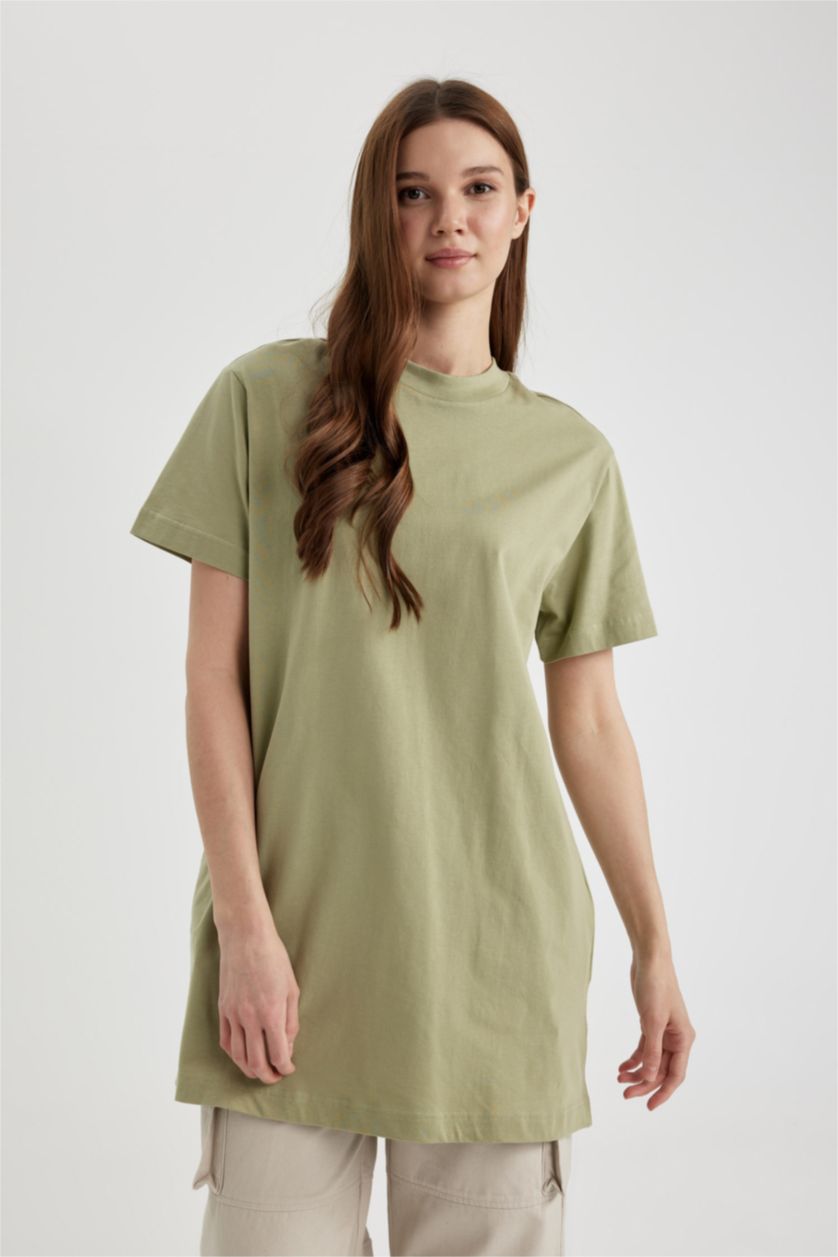 حريمي كاكي تونيك نص كم قطن قصة عادية بياقة مستديرة