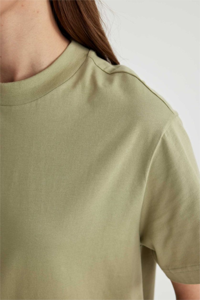 حريمي كاكي تونيك نص كم قطن قصة عادية بياقة مستديرة