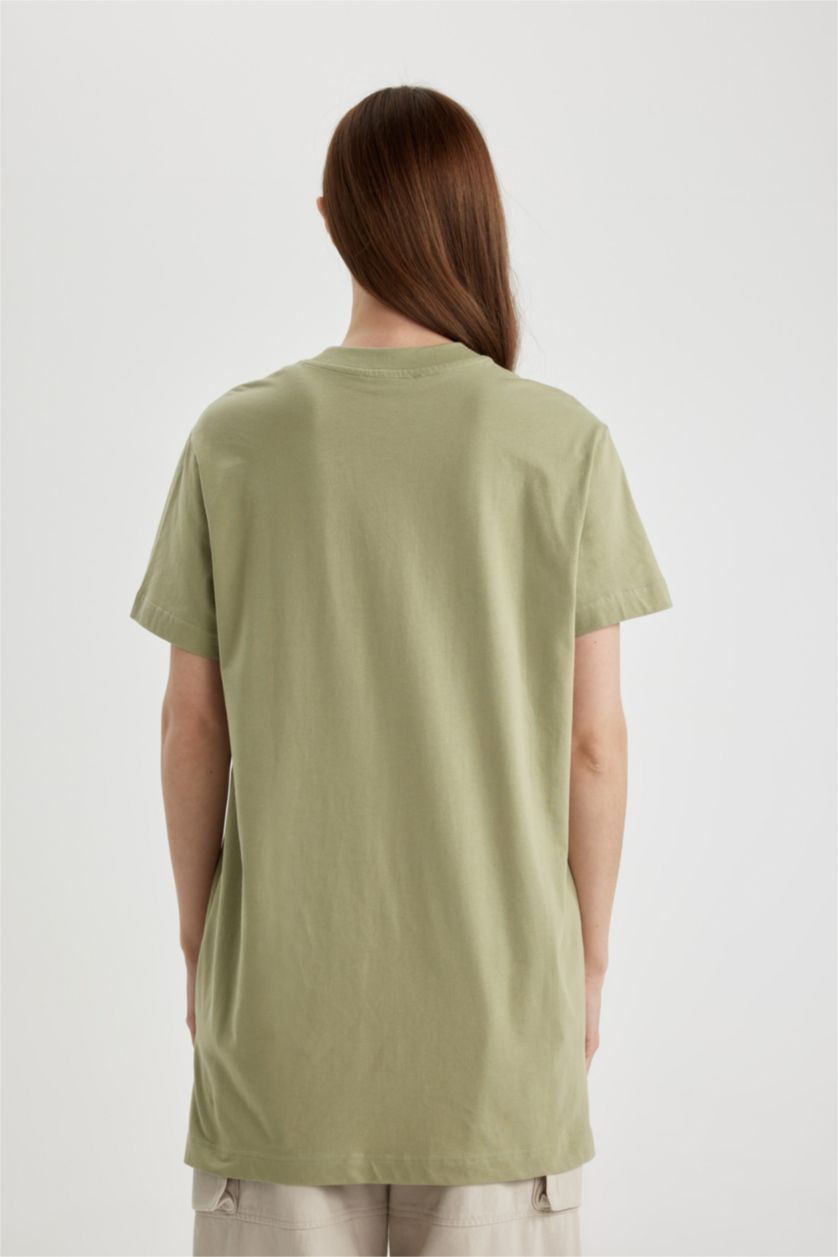 حريمي كاكي تونيك نص كم قطن قصة عادية بياقة مستديرة