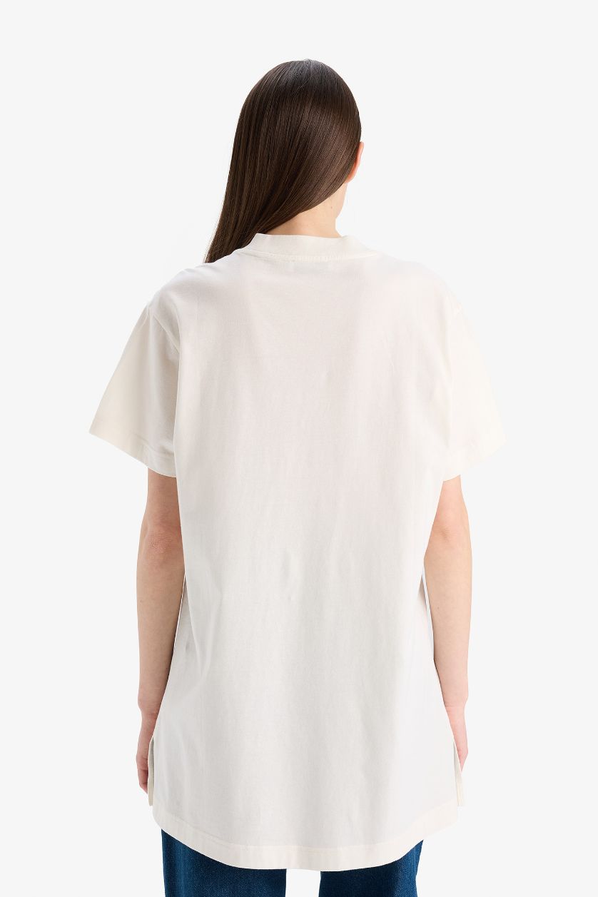 Woman Ecru Regular Fit Crew Neck Short Sleeve Tunic