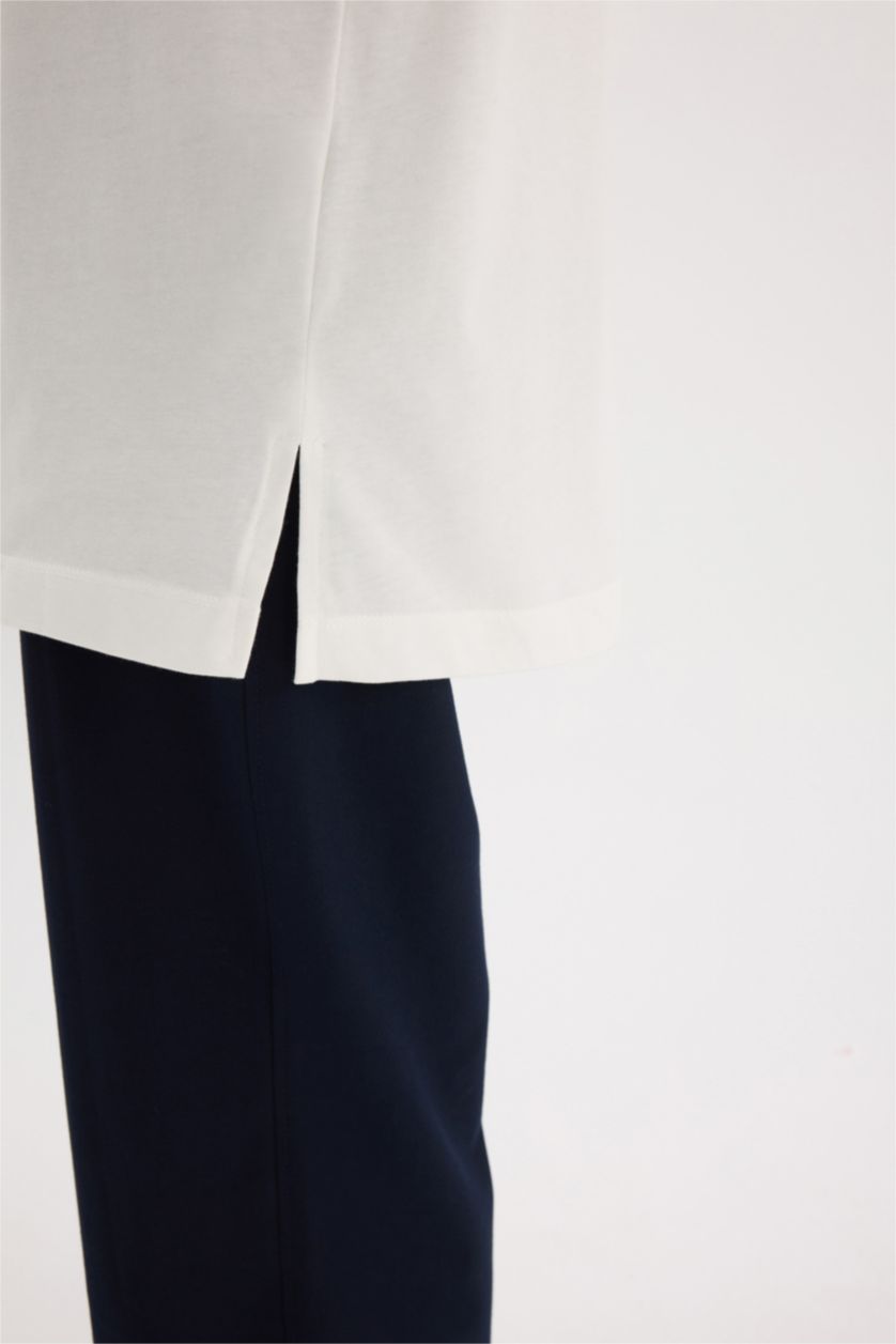 نساء بيج فاتح تيشيرت نص كم قصة عادية برقبة مستديرة