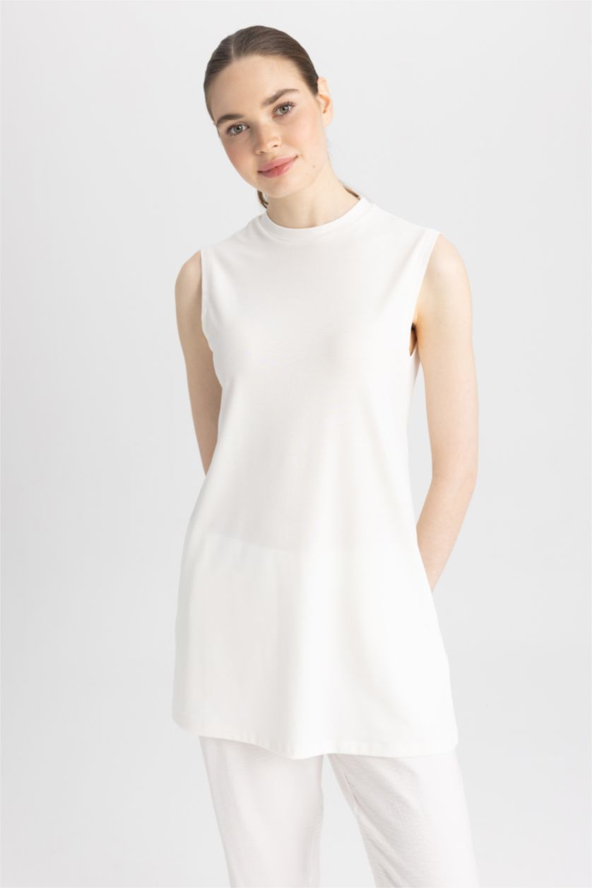 FEMME Écru Tunique à manches courtes Coupe Régulière Col Ras Du Cou