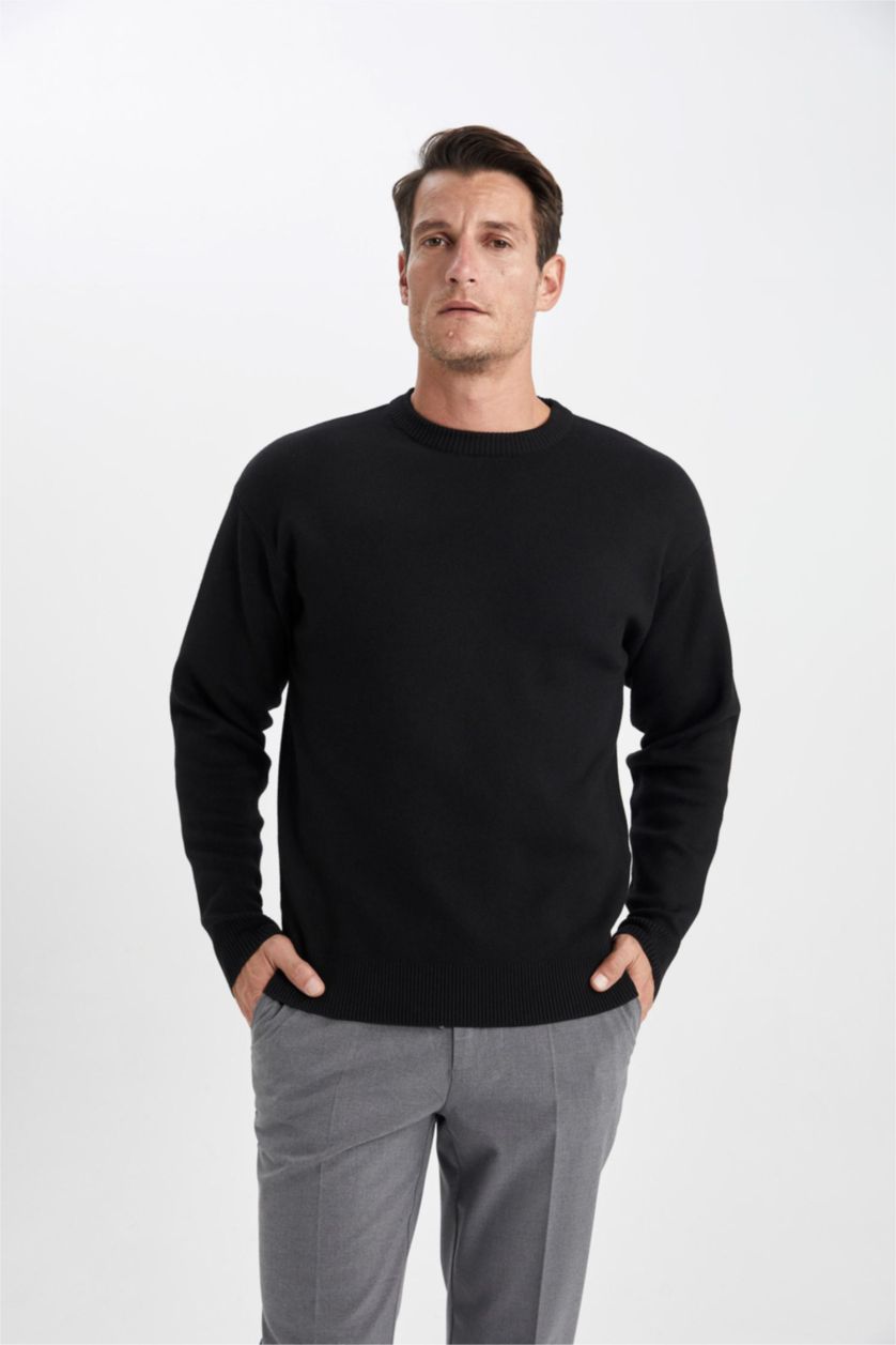 Man Black Black Relax Fit Crew Neck Basic Knitted Pullover