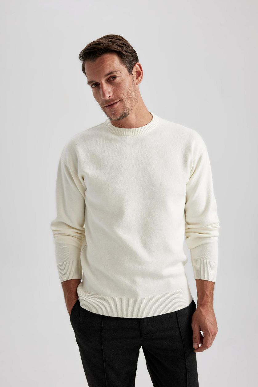 رجالي بيج فاتح بلوفر تريكو قصة مريحة برقبة مستديرة بيج فاتح