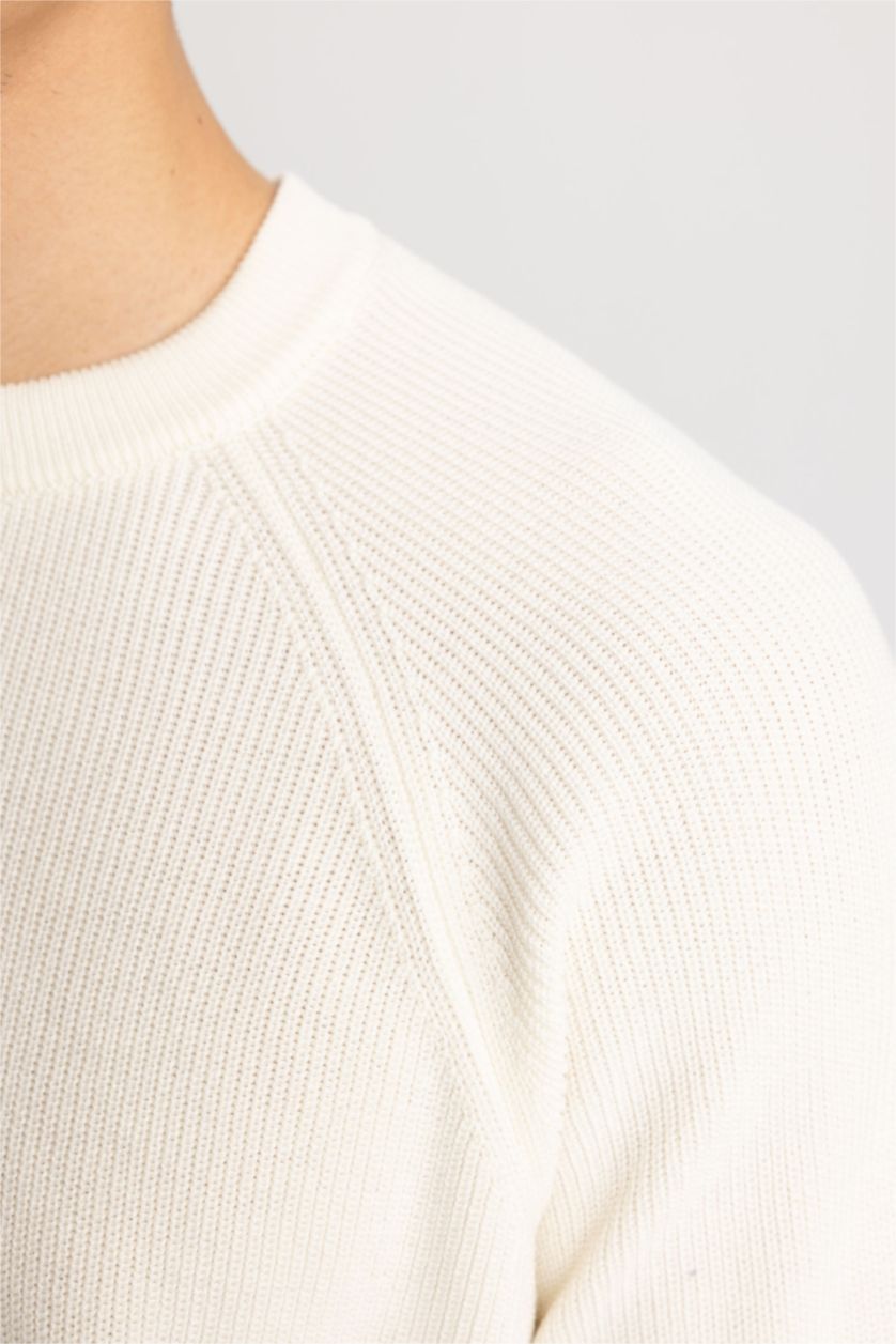 MAN Ecru Standard Fit Crew Neck Basic Knitted Pullover