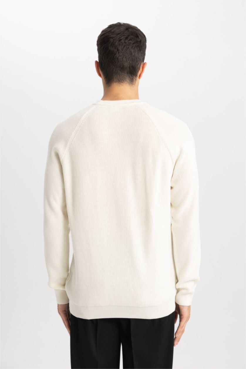 MAN Ecru Standard Fit Crew Neck Basic Knitted Pullover