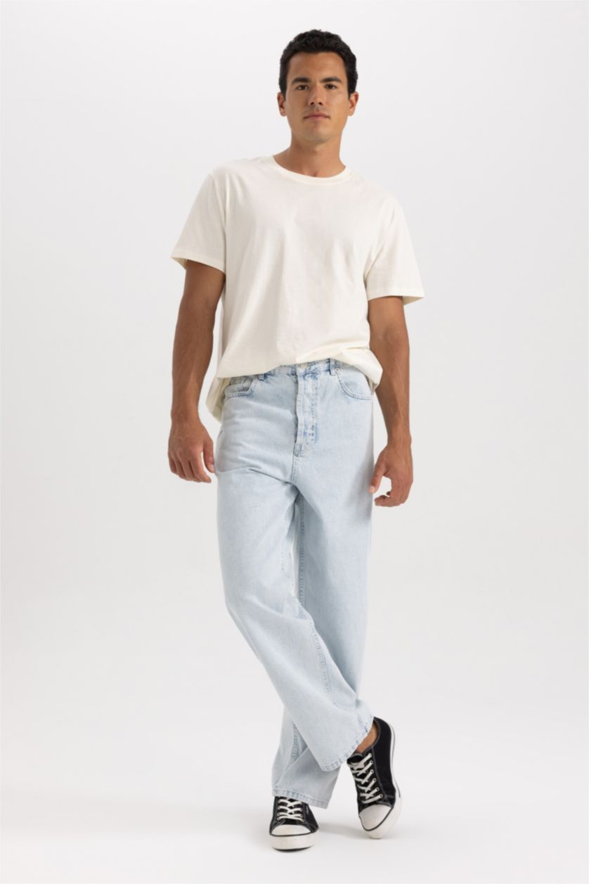 MAN Ice Blue Baggy Jeans
