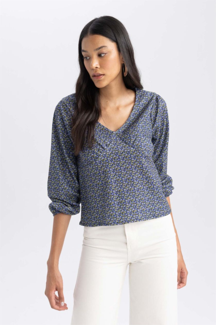 Kadın Mavi Fitted V Yaka Desenli Uzun Kollu Bluz