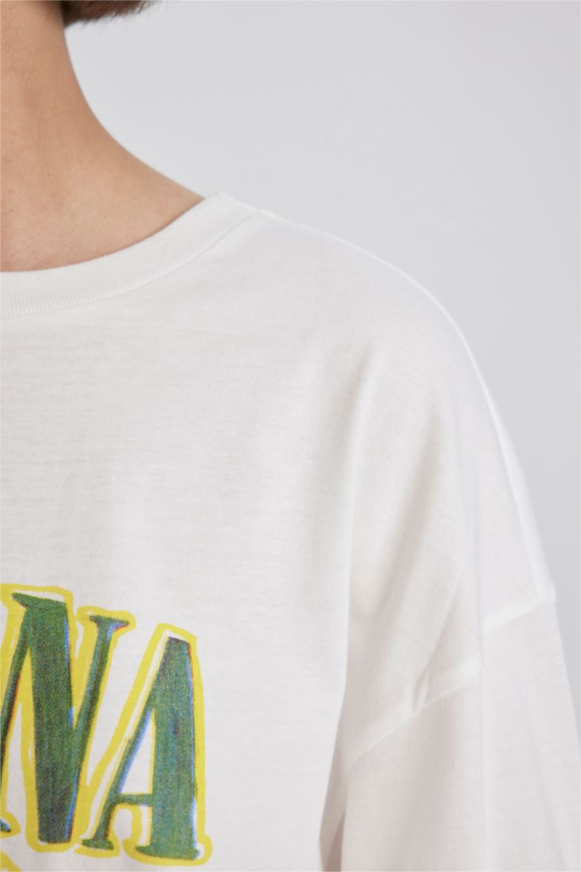 WOMAN White Oversize Fit Short Sleeve T-Shirt