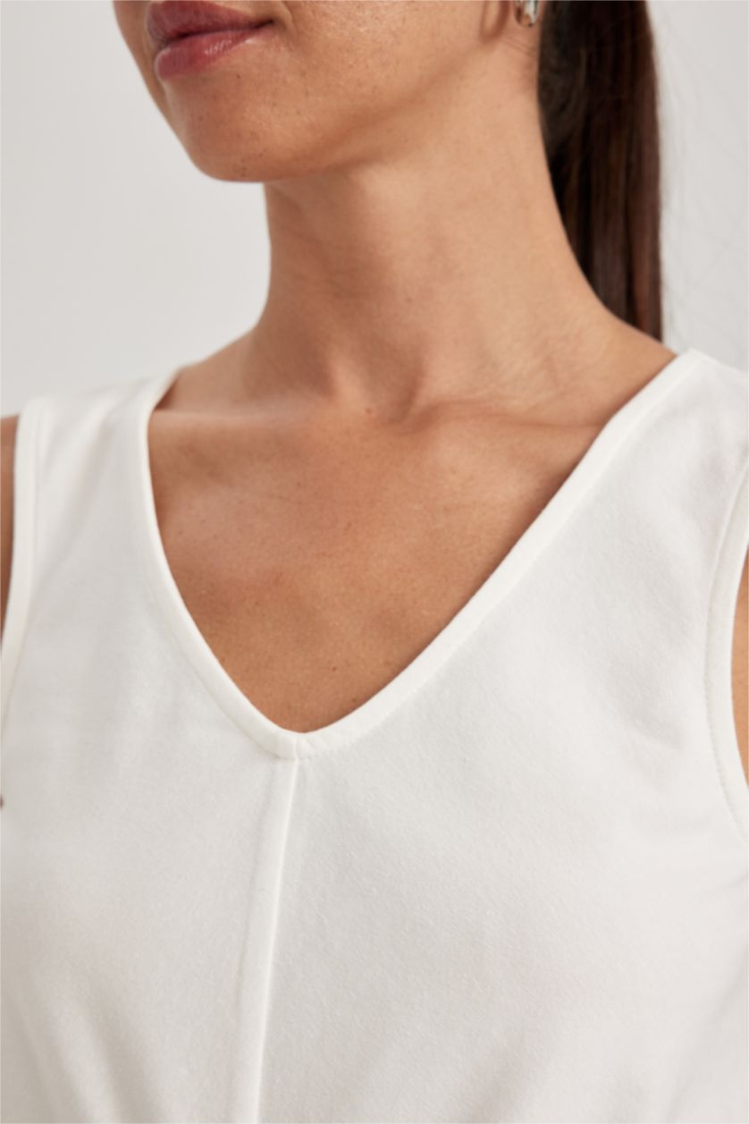 نساء بيج فاتح ديباردور سليم فيت برقبة V