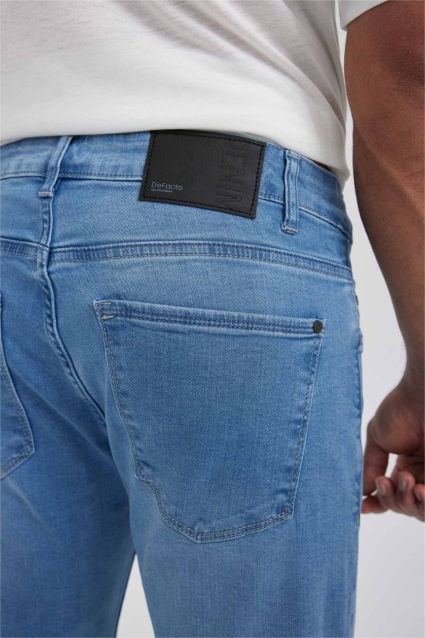 MAN Light Blue Sergio Regular Fit Normal Waist Jeans