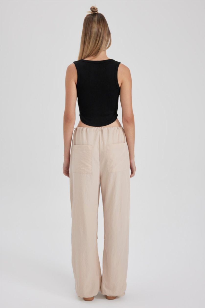 نساء بيج Parachute Trousers