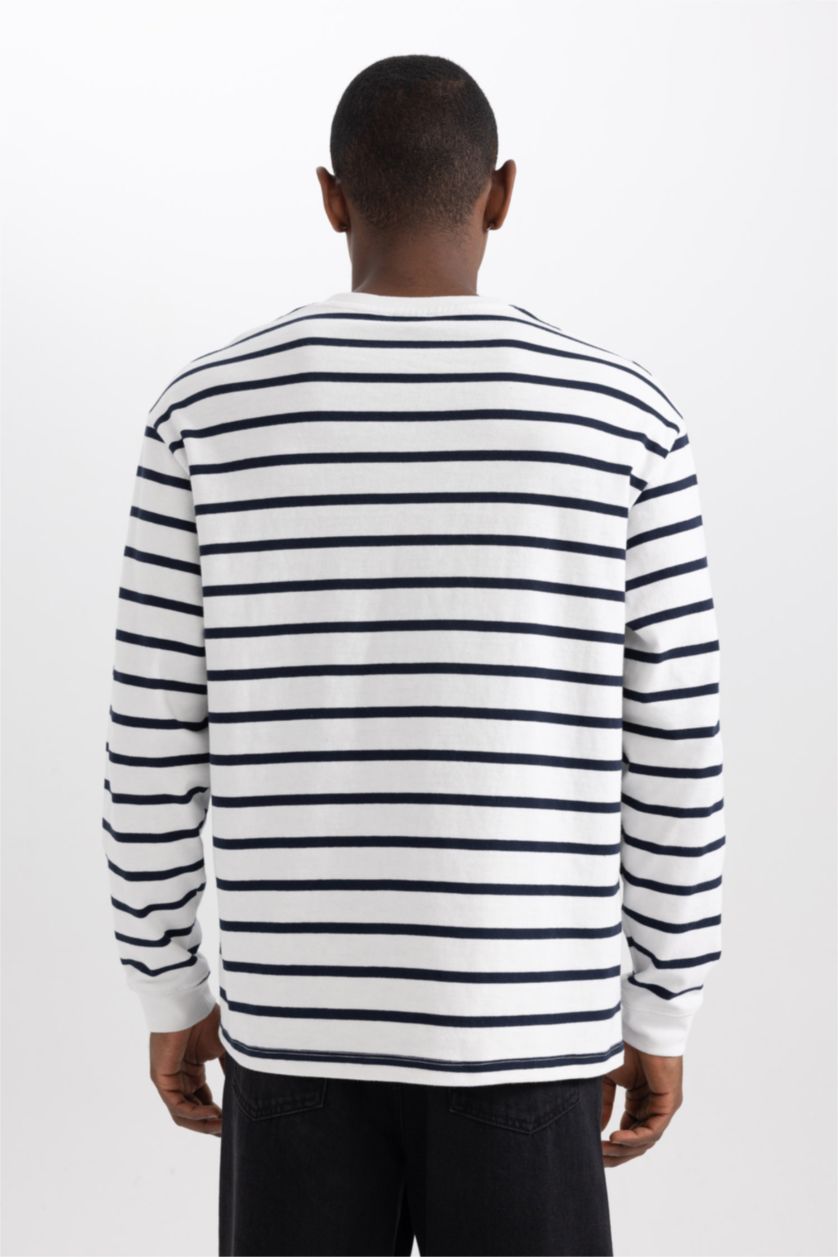 رجال بيج فاتح سويت شيرت مخطط قصة مريحة بياقة مستديرة