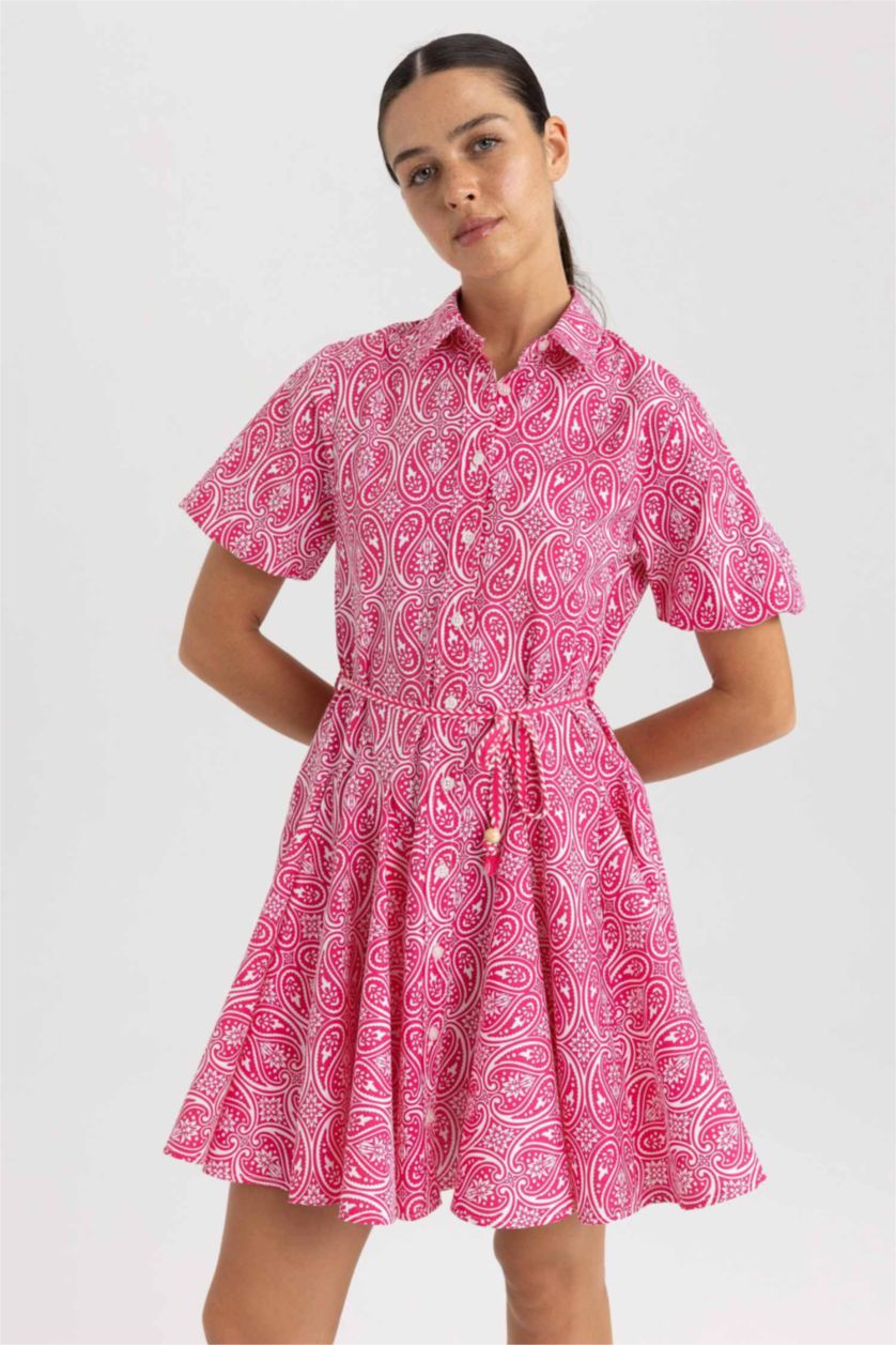 FEMME Rose Mini Robe Tissée À Manches Courtes Col De Chemise