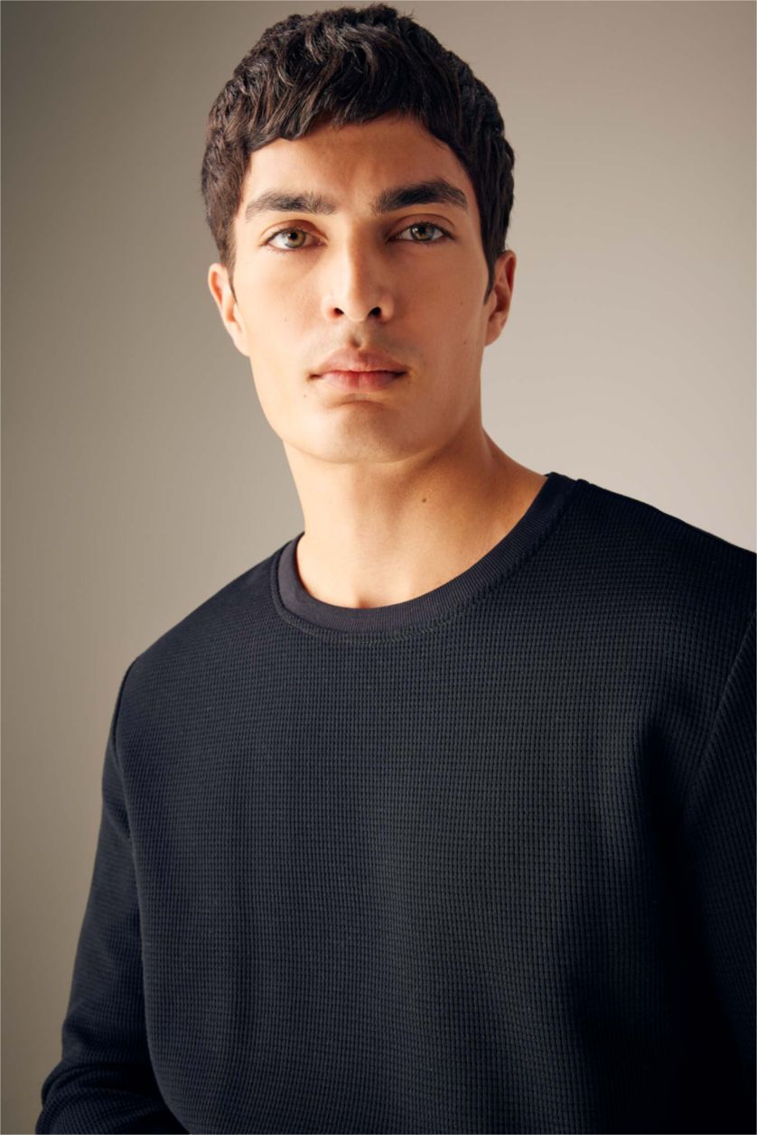 MAN Black Slim Fit Long Sleeve Body