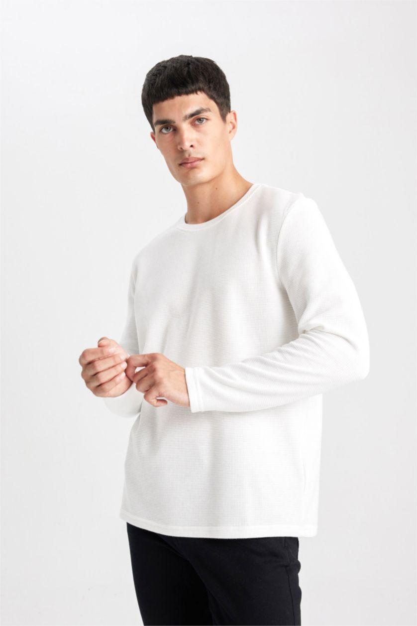 MAN White Slim Fit Long Sleeve Body