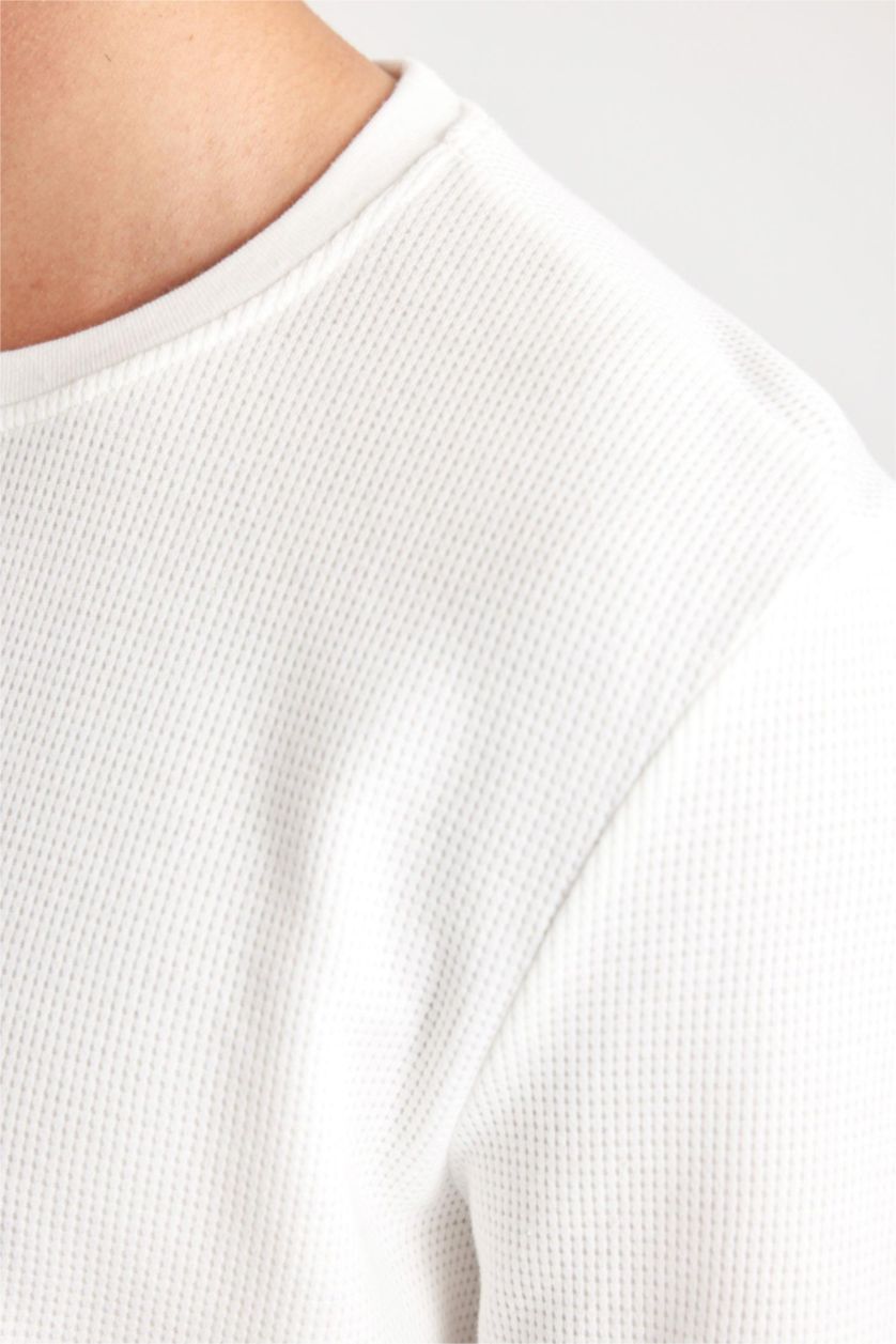 MAN White Slim Fit Long Sleeve Body