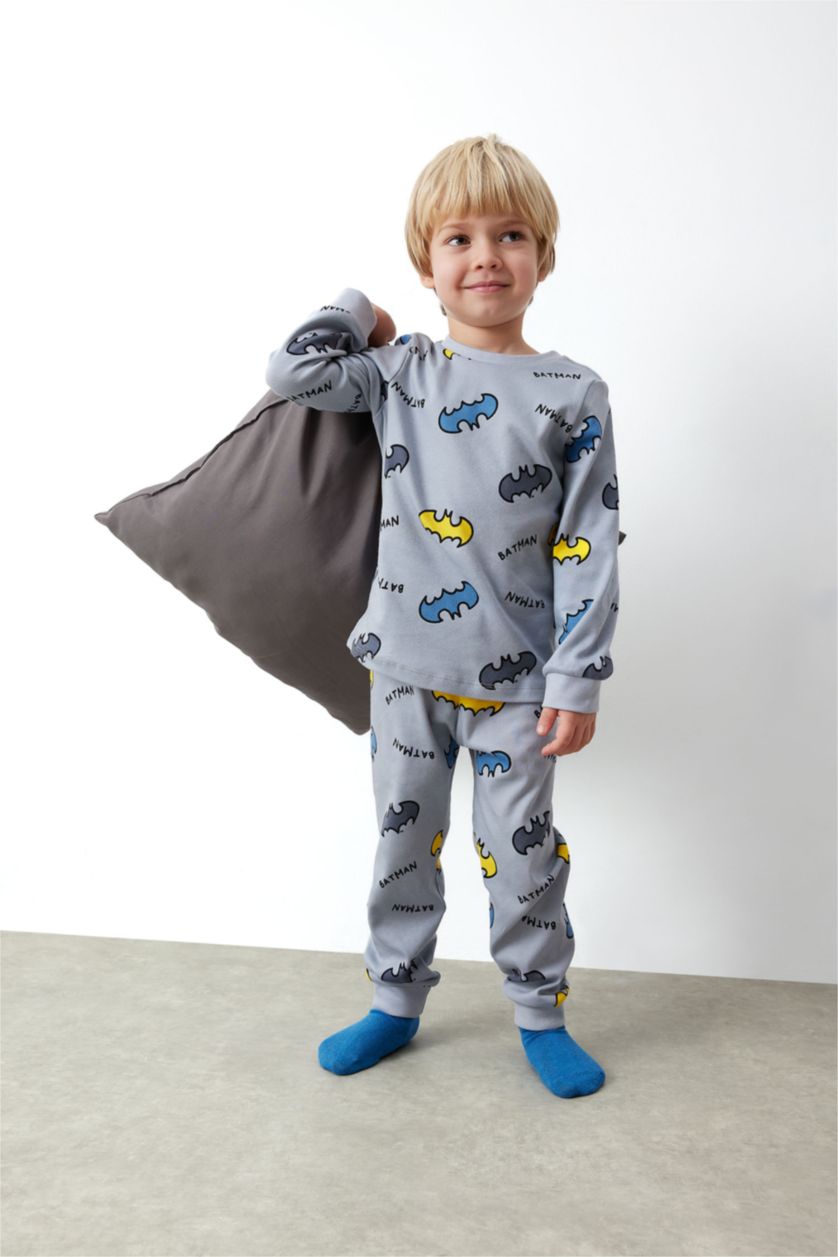 طفل صغير رمادي فاتح سيت بيجاما محبوك بياقة مستديرة من باتمان - قطعتين