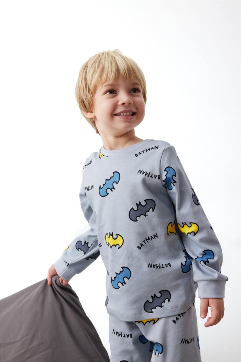 طفل صغير رمادي فاتح سيت بيجاما محبوك بياقة مستديرة من باتمان - قطعتين
