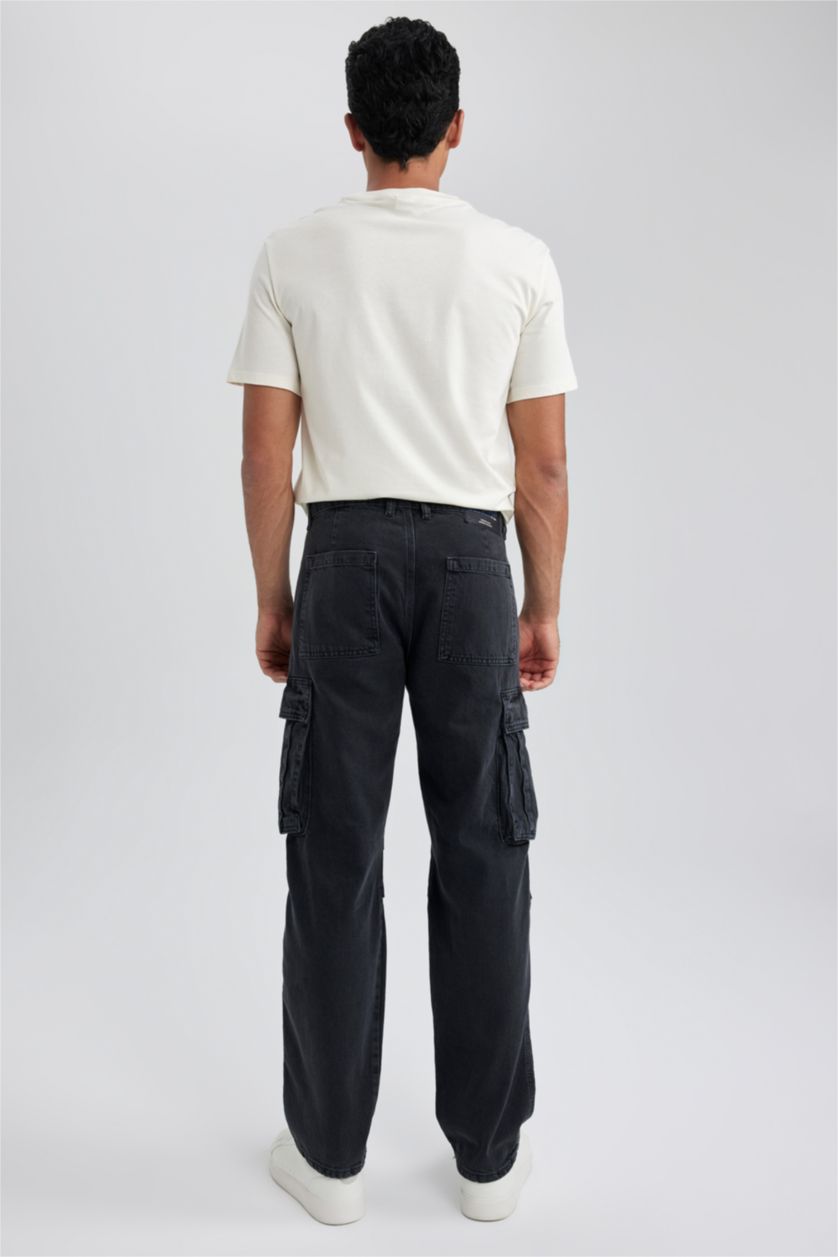 رجالي أسود بنطلون جينز بقصة مريحة