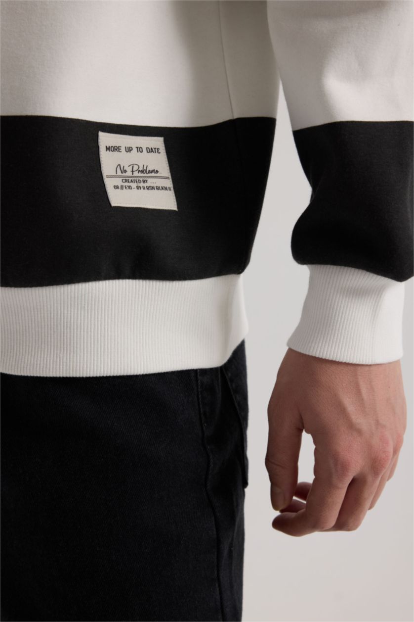 رجالي أسود سويت شيرت مخطط اوفر سايز برقبة مستديرة