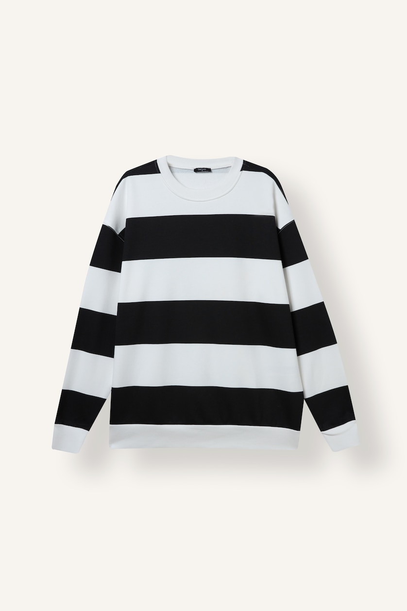 Men Black Boxy Fit Sweatshirt
